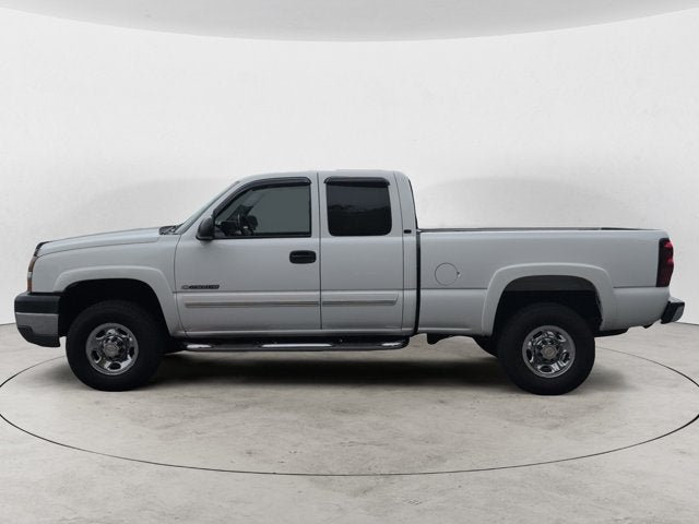 2005 Chevrolet Silverado 2500HD LS