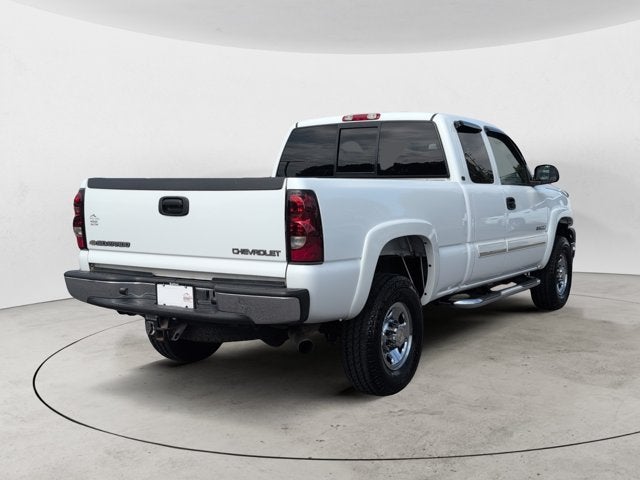 2005 Chevrolet Silverado 2500HD LS