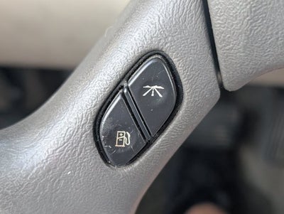 2003 Cadillac Escalade Base