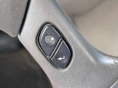 2003 Cadillac Escalade Base