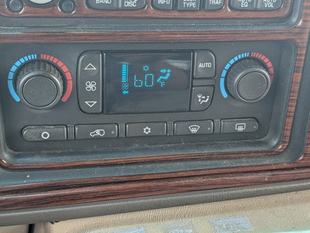 2003 Cadillac Escalade Base