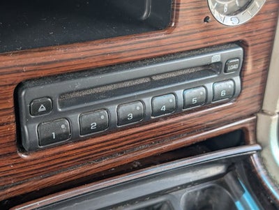 2003 Cadillac Escalade Base