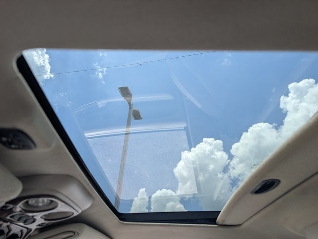2003 Cadillac Escalade Base