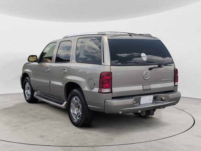 2003 Cadillac Escalade Base
