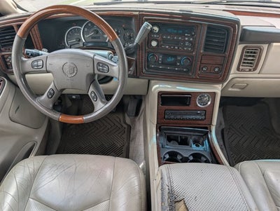 2003 Cadillac Escalade Base