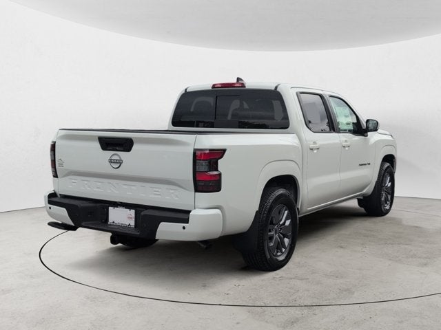 2027 Nissan Frontier SV