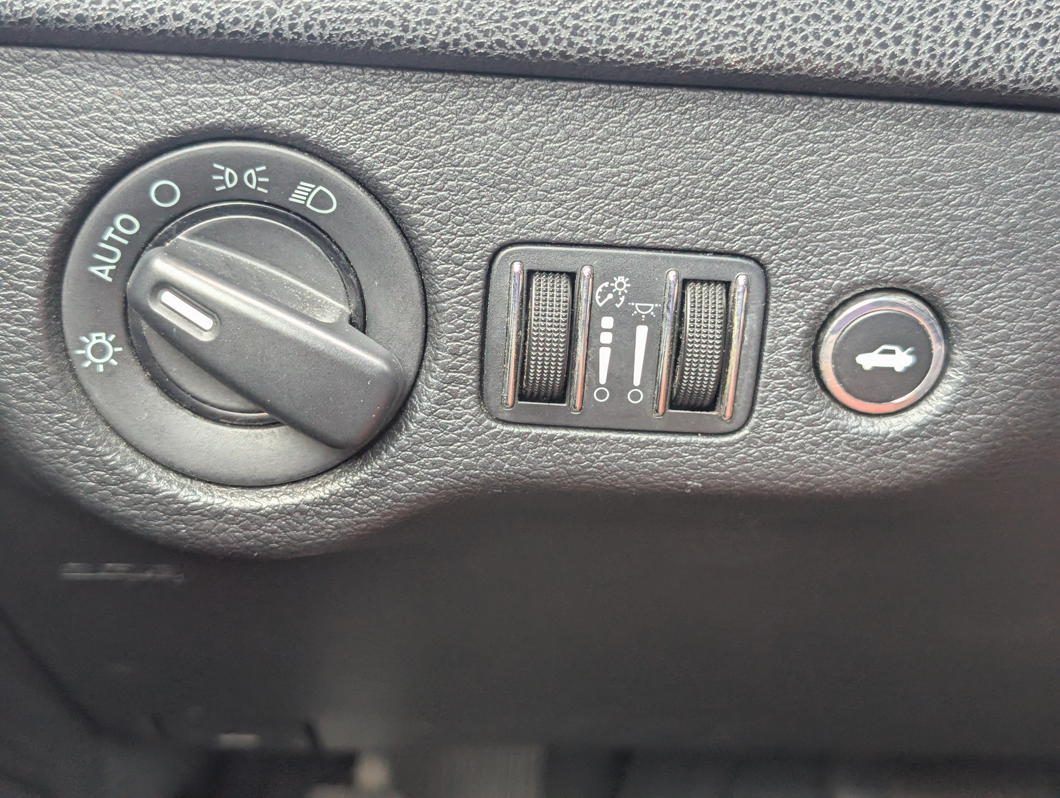 2013 Chrysler 300 Base