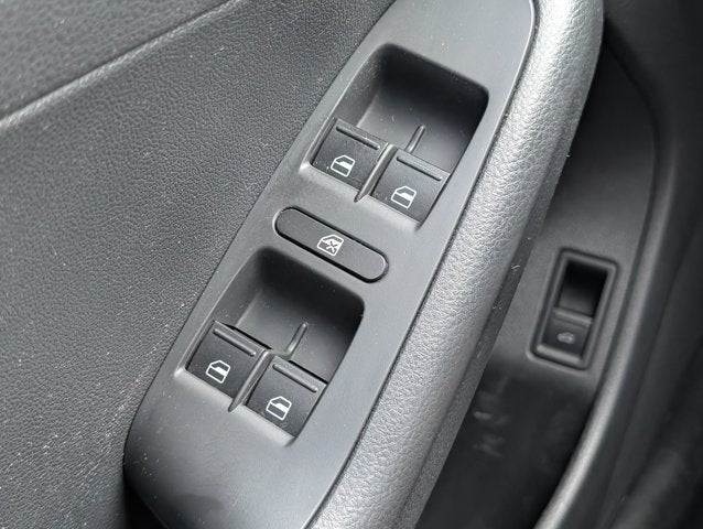2015 Volkswagen Jetta 2.0L S