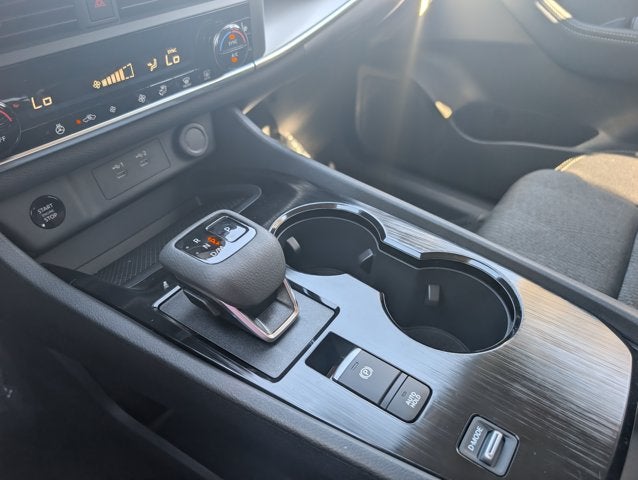 2027 Nissan Rogue SV