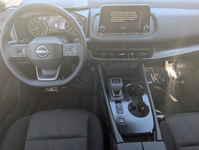 2027 Nissan Rogue SV
