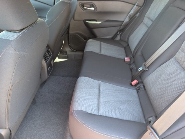 2027 Nissan Rogue SV