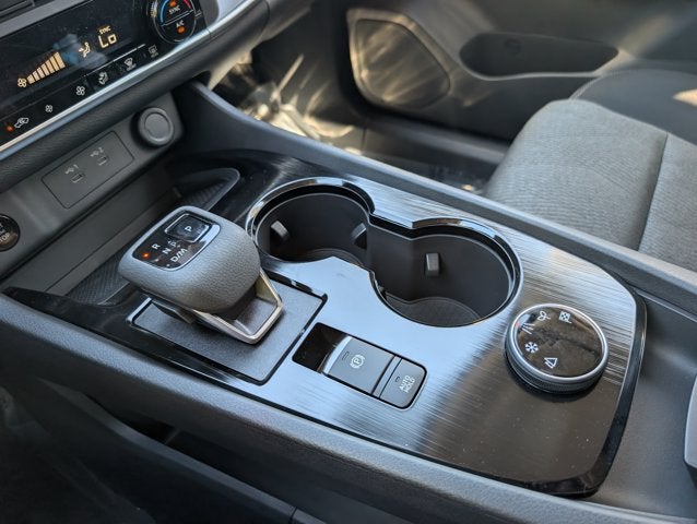 2027 Nissan Rogue SV
