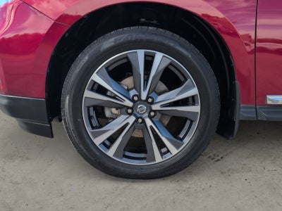 2020 Nissan Pathfinder Platinum