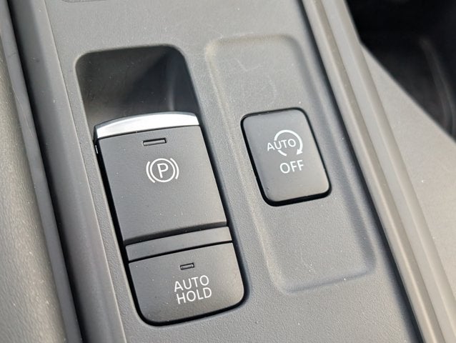 2025 Nissan Pathfinder S