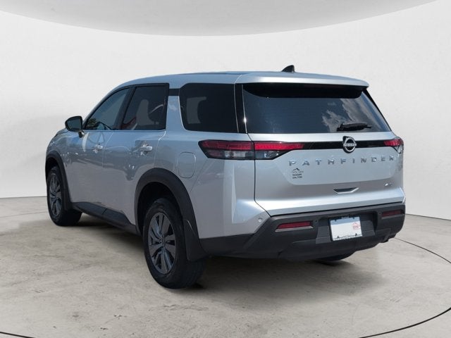 2025 Nissan Pathfinder S
