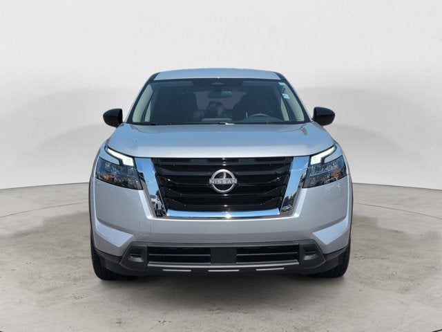 2025 Nissan Pathfinder S