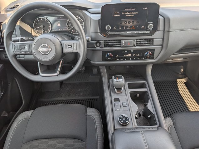 2025 Nissan Pathfinder S