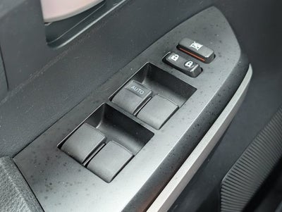 2014 Toyota Tundra 4WD Truck SR5