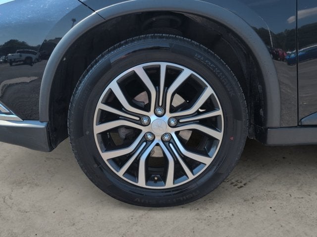 2018 Mitsubishi Outlander ES