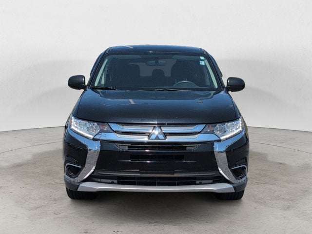 2018 Mitsubishi Outlander ES