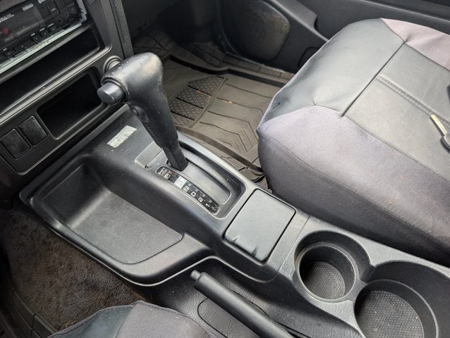 2001 Nissan Pathfinder LE