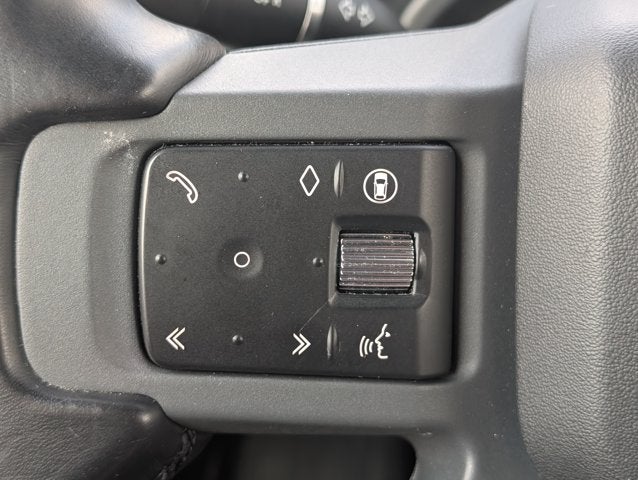 2024 Land Rover Defender X-Dynamic SE