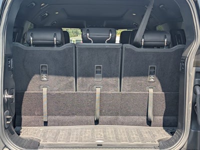 2024 Land Rover Defender X-Dynamic SE