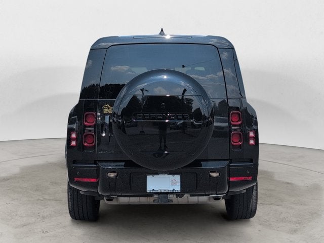 2024 Land Rover Defender X-Dynamic SE