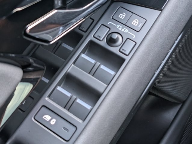 2026 Land Rover Range Rover Evoque Dynamic SE