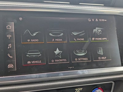 2024 Audi Q3 S line Premium