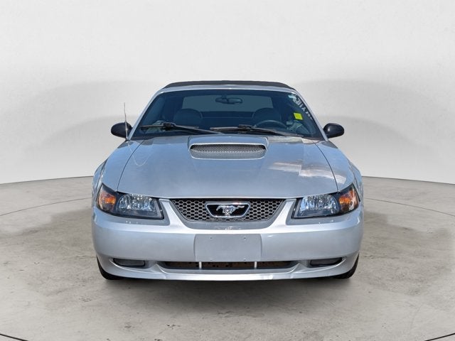 2004 Ford Mustang V6