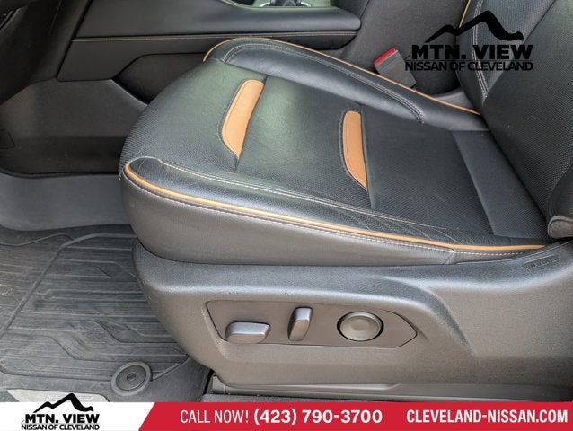 2021 GMC Yukon XL AT4