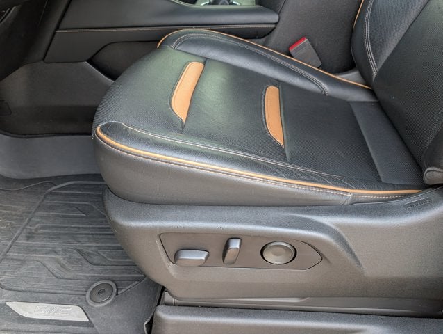 2021 GMC Yukon XL AT4