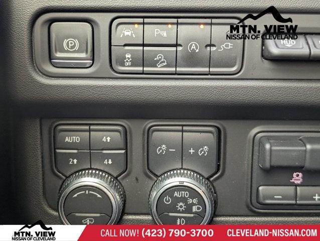 2021 GMC Yukon XL AT4
