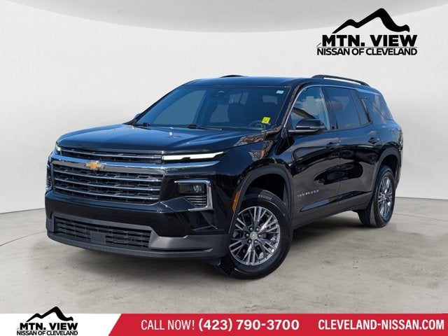 2026 Chevrolet Traverse FWD LT