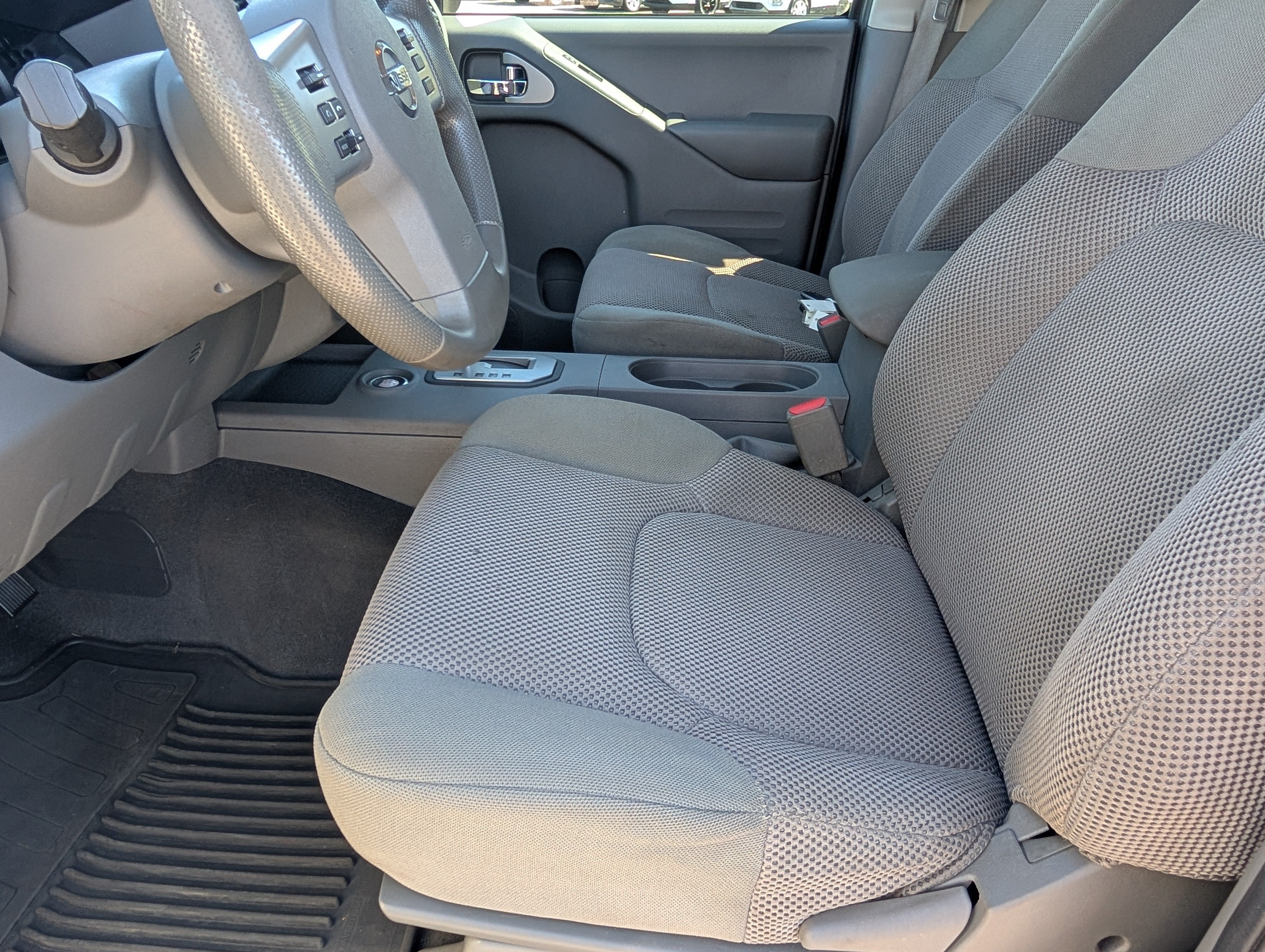 2021 Nissan Frontier SV