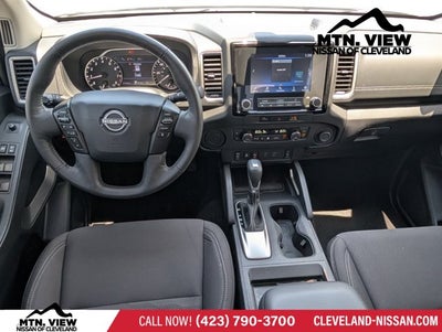 2024 Nissan Frontier SV