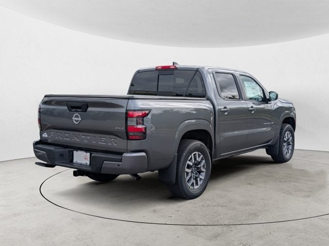 2027 Nissan Frontier SV