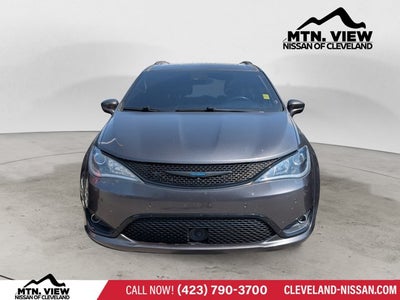 2020 Chrysler Pacifica Hybrid Limited