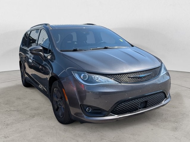 2020 Chrysler Pacifica Hybrid Limited