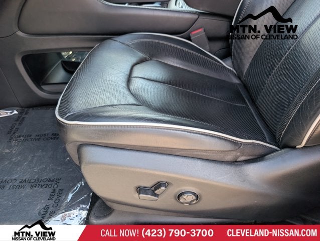 2022 Chrysler Pacifica Hybrid Limited
