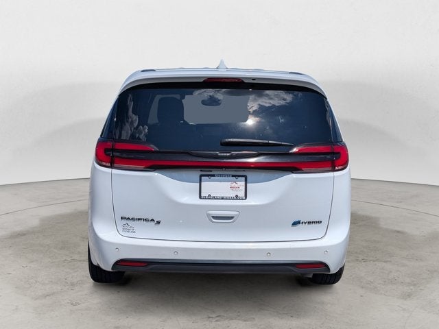2022 Chrysler Pacifica Hybrid Limited