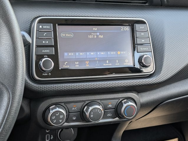 2024 Nissan Kicks S