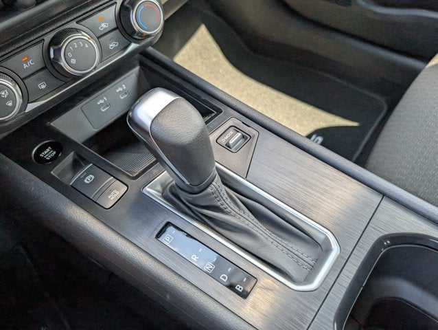 2027 Nissan Kicks S