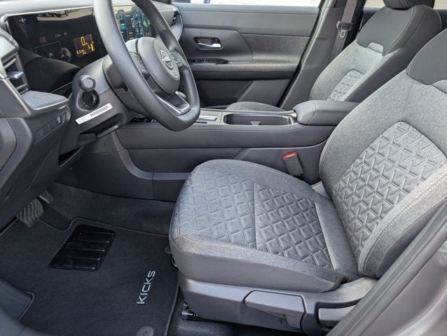 2027 Nissan Kicks SV