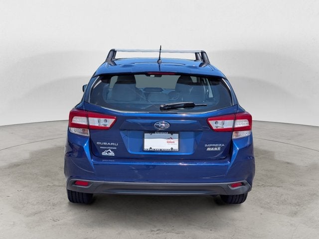 2017 Subaru Impreza 2.0i
