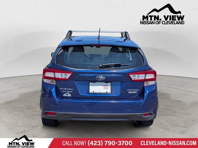 2017 Subaru Impreza 2.0i