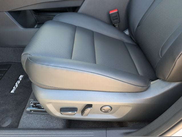2027 Nissan Rogue Dark Armor