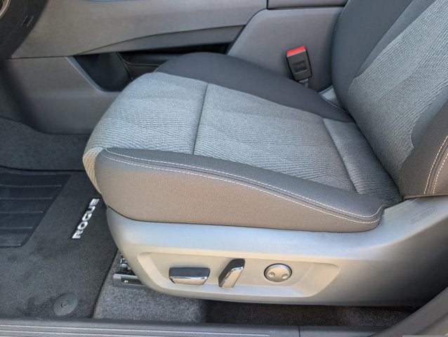 2027 Nissan Rogue SV