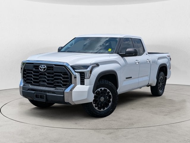2023 Toyota Tundra 4WD SR5